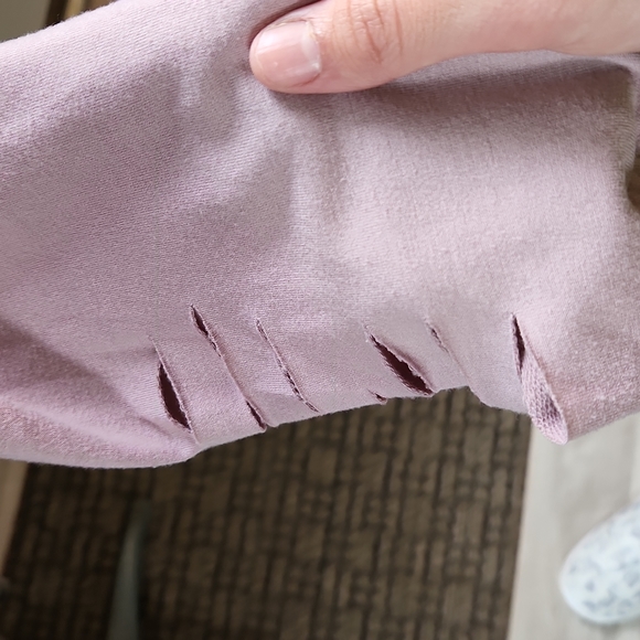 Lilac distressed skull sweater - Picture 4 of 15